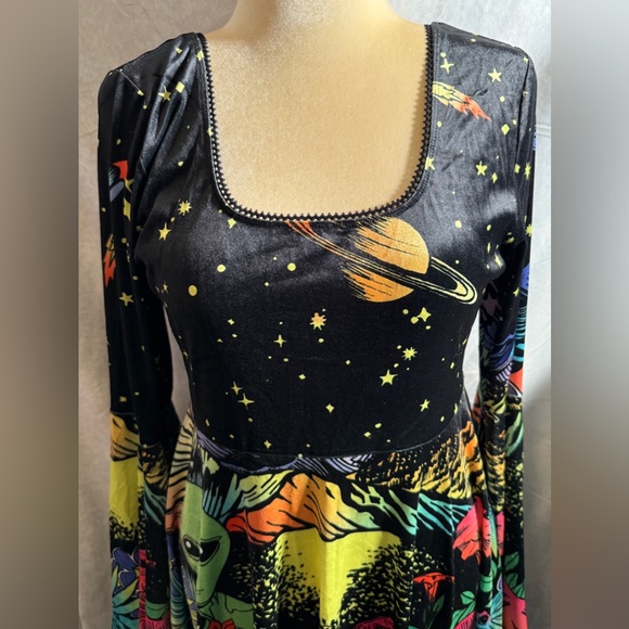 Current Mood Dolls Kill Ethereal World Cosmic UFO Alien Flare Dress Space Star - Picture 2 of 6